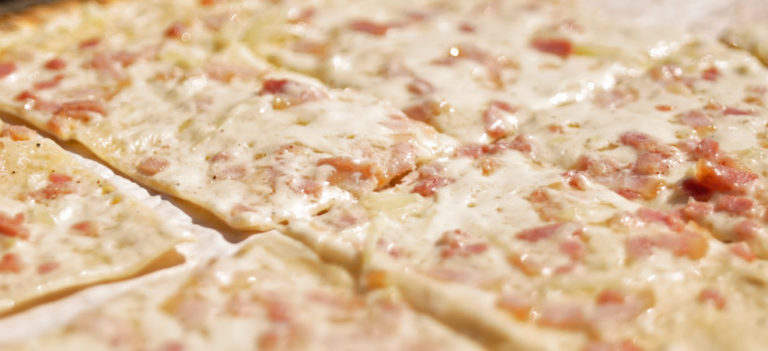 Flammkuchen - Elsässer Art