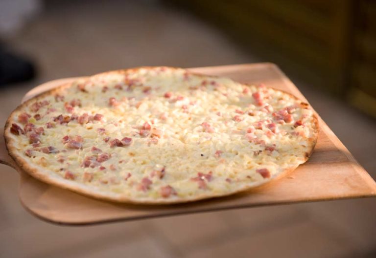 Flammkuchen - fertig gebacken